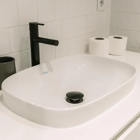 Spacious Loft W. Balcony In The Heart Of The *