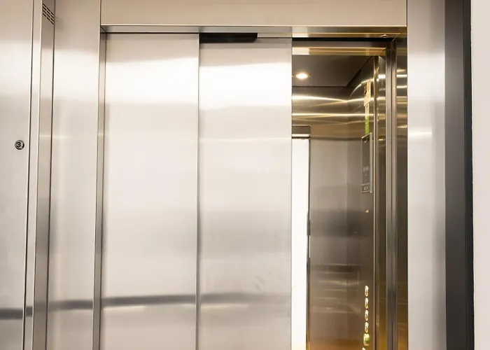 Spacious Loft W. Balcony In The Heart Of The Apartamento *