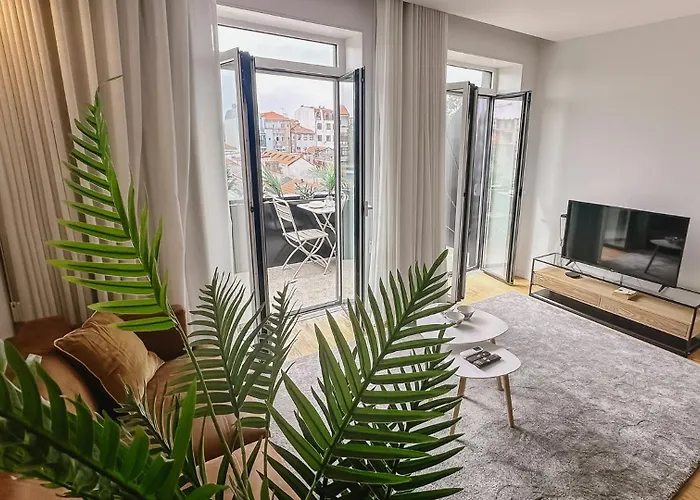 Spacious Loft W. Balcony In The Heart Of The *