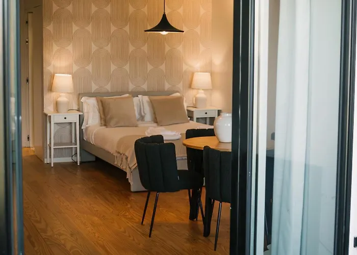 Apartamento Spacious Loft W. Balcony In The Heart Of The