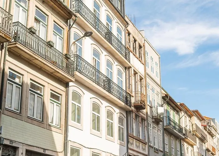 Spacious Loft W. Balcony In The Heart Of The Oporto