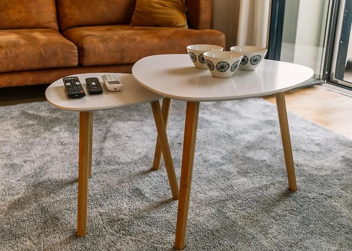 Apartamento Spacious Loft W. Balcony In The Heart Of The