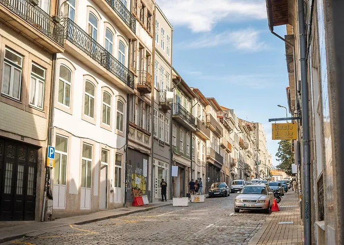 Spacious Loft W. Balcony In The Heart Of The * Oporto