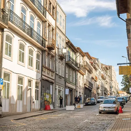 Spacious Loft W. Balcony In The Heart Of The * Oporto