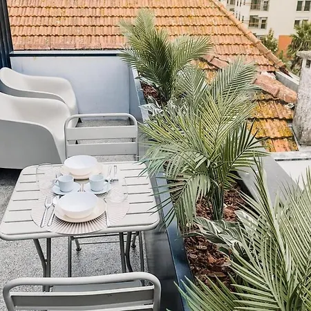 Spacious Loft W. Balcony In The Heart Of The Lägenhet *