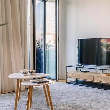Spacious Loft W. Balcony In The Heart Of The Lägenhet