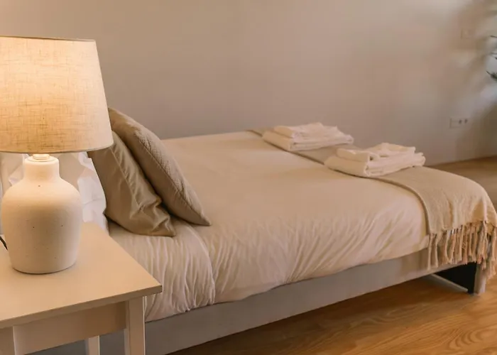 Spacious Loft W. Balcony In The Heart Of The Διαμέρισμα Πόρτο