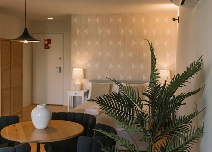 Spacious Loft W. Balcony In The Heart Of The Διαμέρισμα Πόρτο