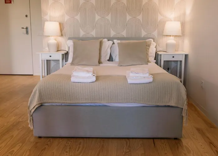 Spacious Loft W. Balcony In The Heart Of The بورتو