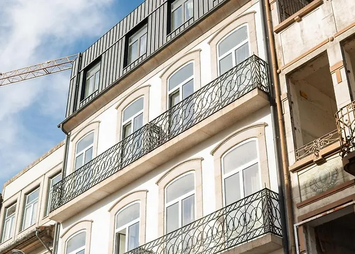 Spacious Loft W. Balcony In The Heart Of The شقة بورتو