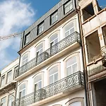 Spacious Loft W. Balcony In The Heart Of The Apartamento Oporto